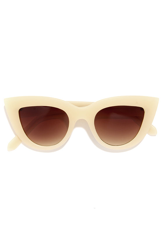 Quay Kitti Beige Cat-Eye Sunglasses