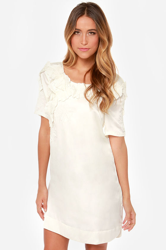 I. Madeline Weak in the Peonies Ivory Shift Dress