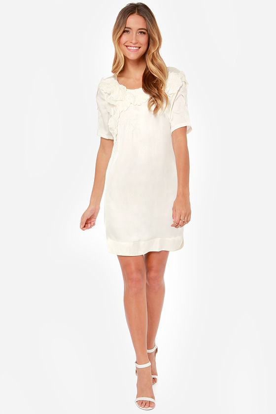 I. Madeline Weak in the Peonies Ivory Shift Dress