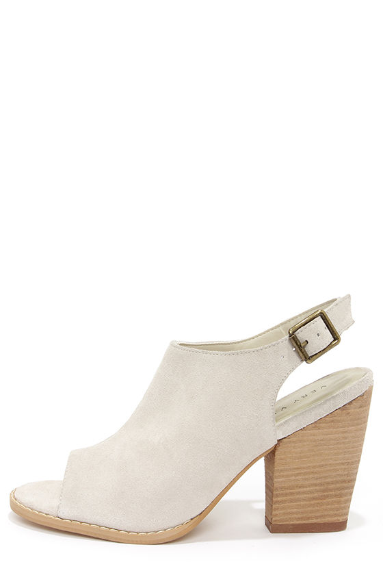 peep toe chunky heel bootie