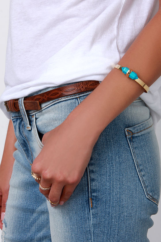 bracelet clutch