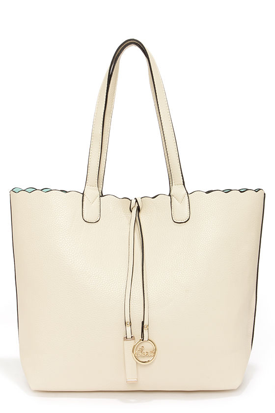 small cream tote bag