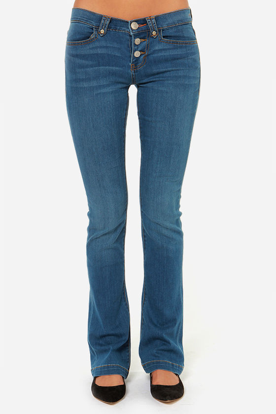Dittos Arianna - Mid Rise Jeans - Flare Jeans - $89.00 - Lulus