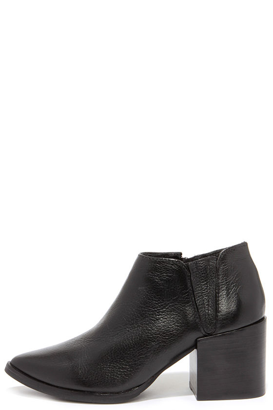 pointed black bootie