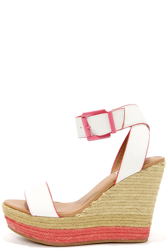 Steve Madden Shoes | Steve Madden Straw Wedges | Color: Tan | Size: 7.5 | Fashion shoes, Wedge 