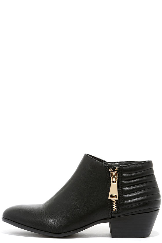 comfy black ankle boots