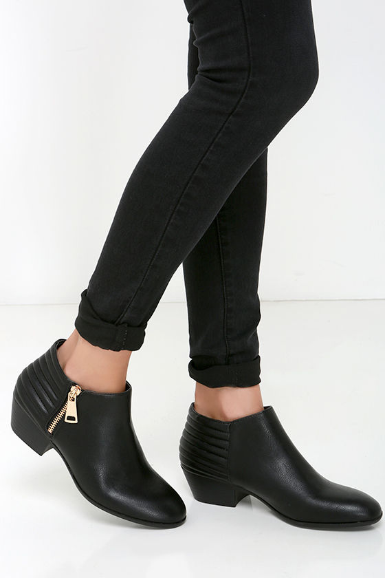 comfy black ankle boots
