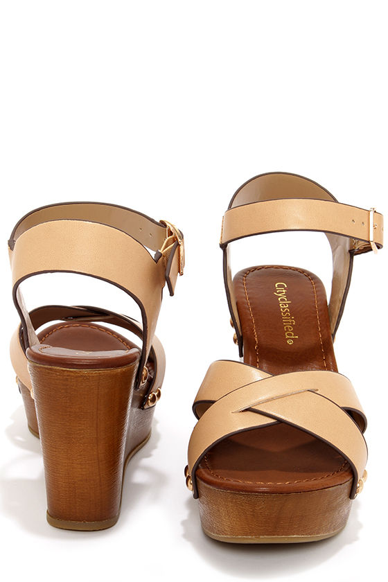 City classified platform sandals deals