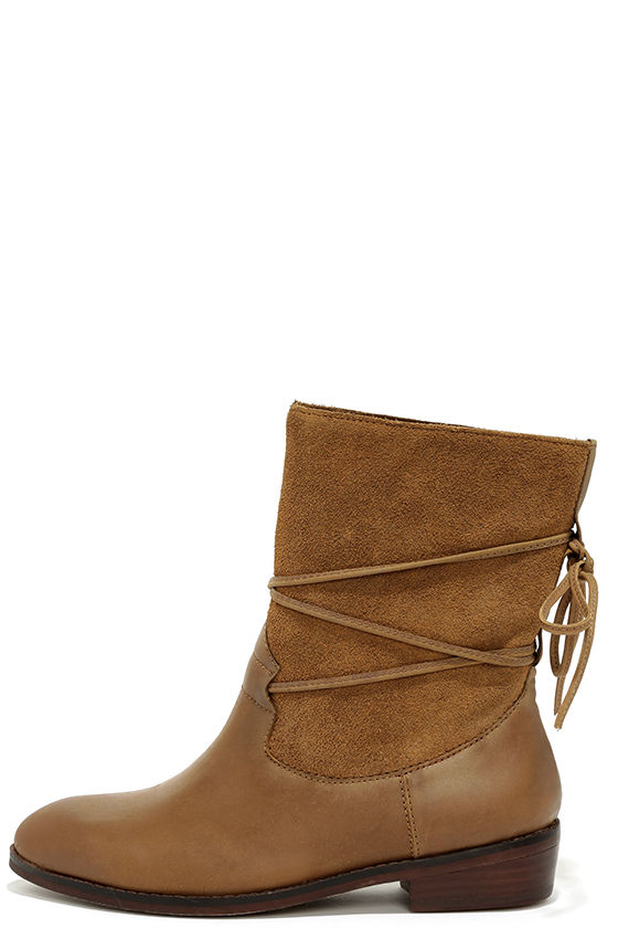 flat cognac boots