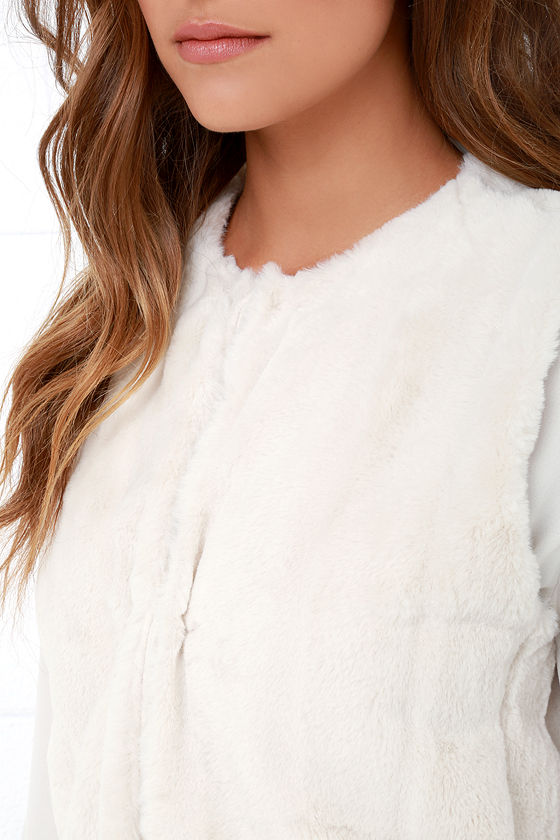 Chic Ivory Vest Faux Fur Vest 86.00
