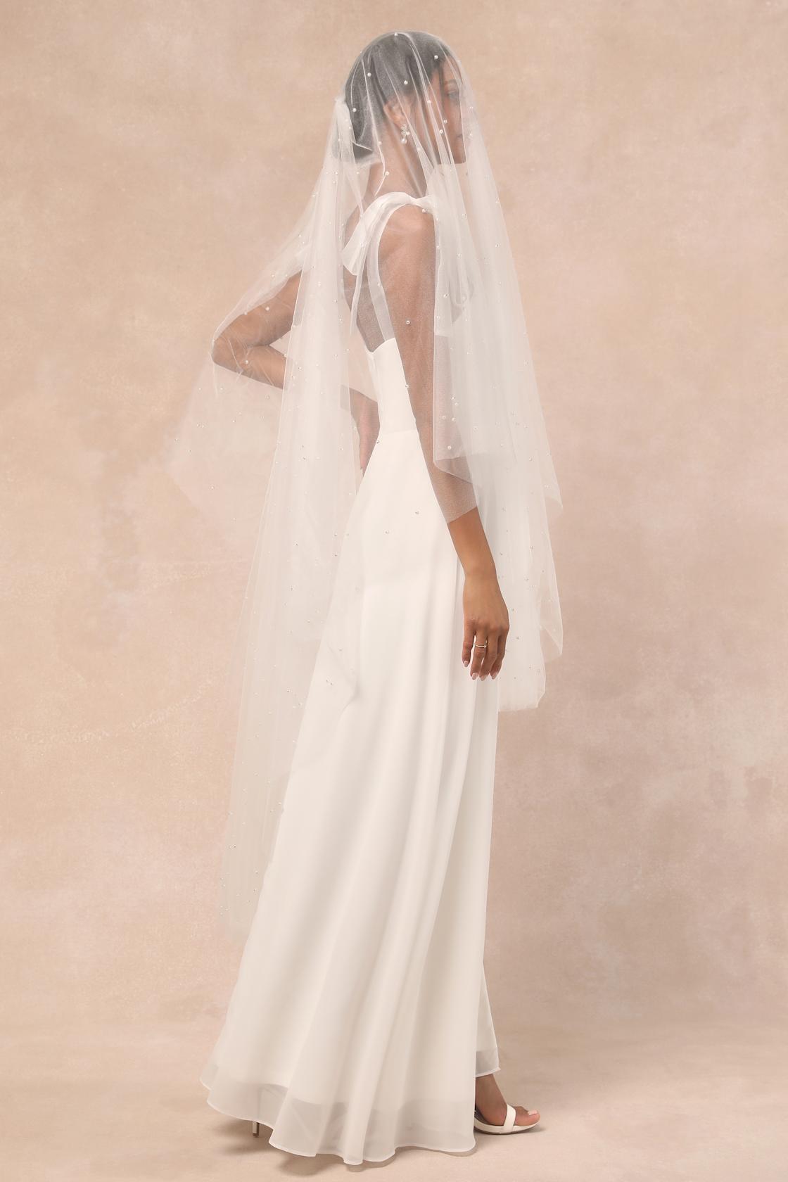 Forever Promise White Tulle Pearl Veil