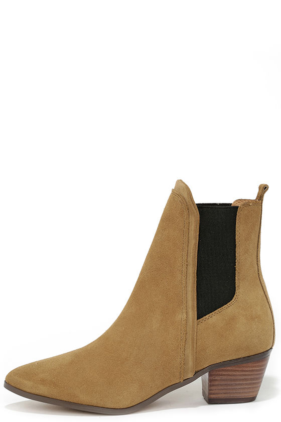 tan leather chelsea boots women