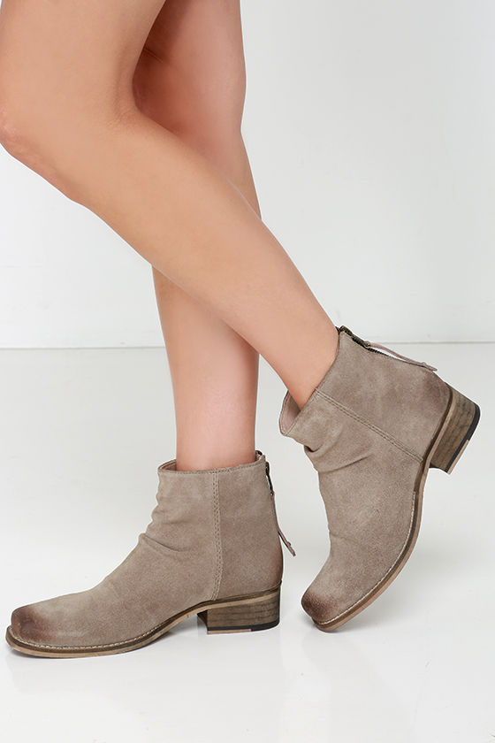 seychelles heart of gold ankle boots