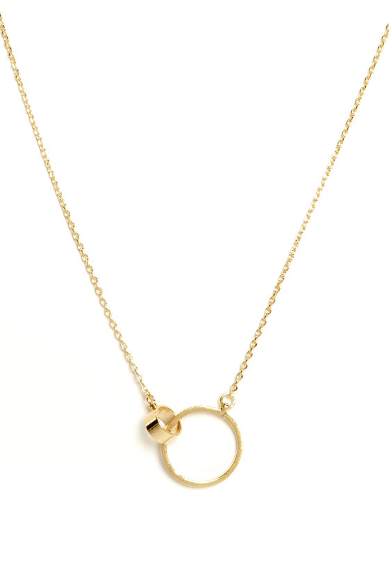 Pretty Gold Necklace - Circle Necklace - $14.00 - Lulus