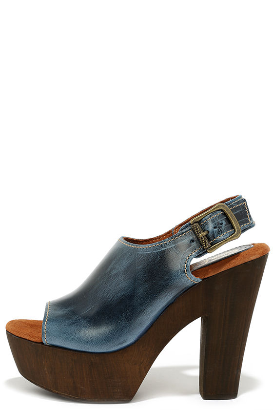 navy blue platform heels