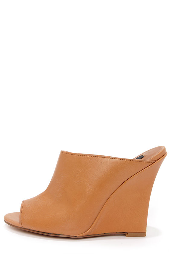 tan mule wedges