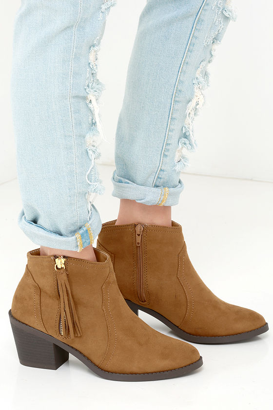 short tan boots womens