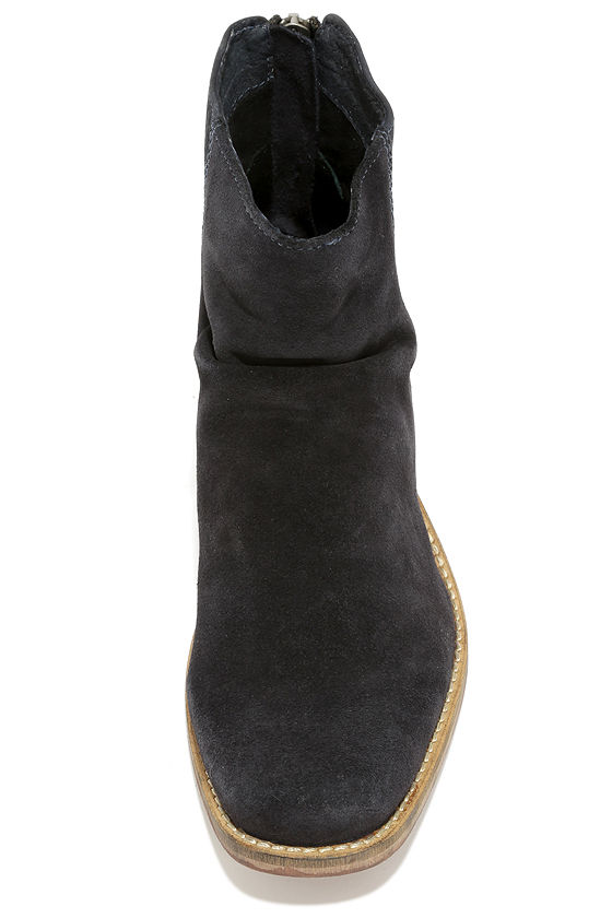 seychelles heart of gold ankle boots