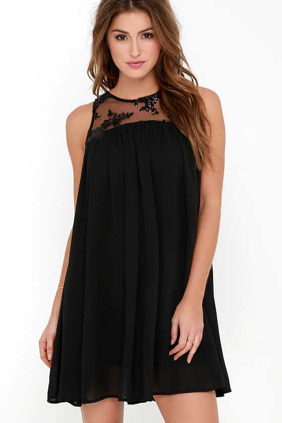 black dress for debut