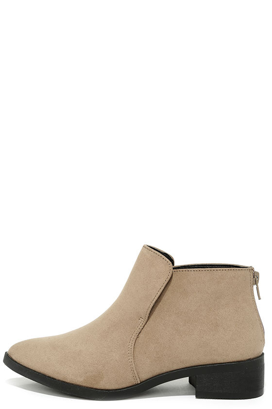 striker staed shoes