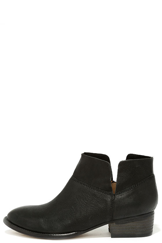 seychelles women's snare ankle bootie