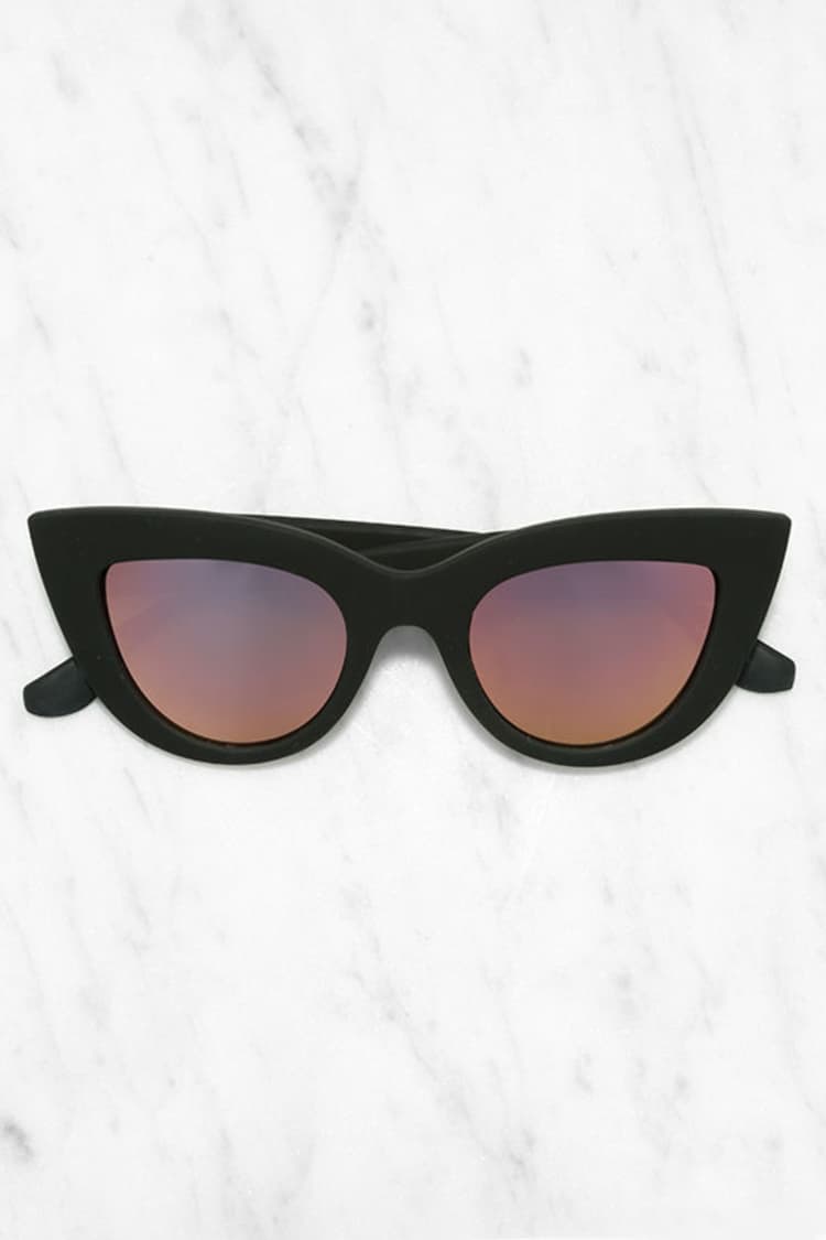 Quay Kitti Black -Black and Pink Mirrored Cat Eye Sunglasses  display picture 1