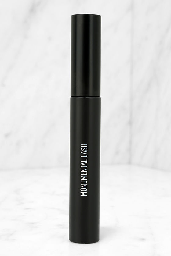 Sigma Monumental Lash Volumizing Black Mascara 2