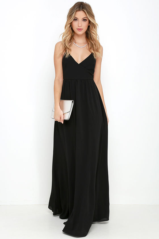 long black sleeveless maxi dress