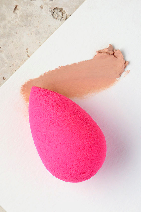 Beautyblender Original Pink Makeup Sponge 20.00 Lulus