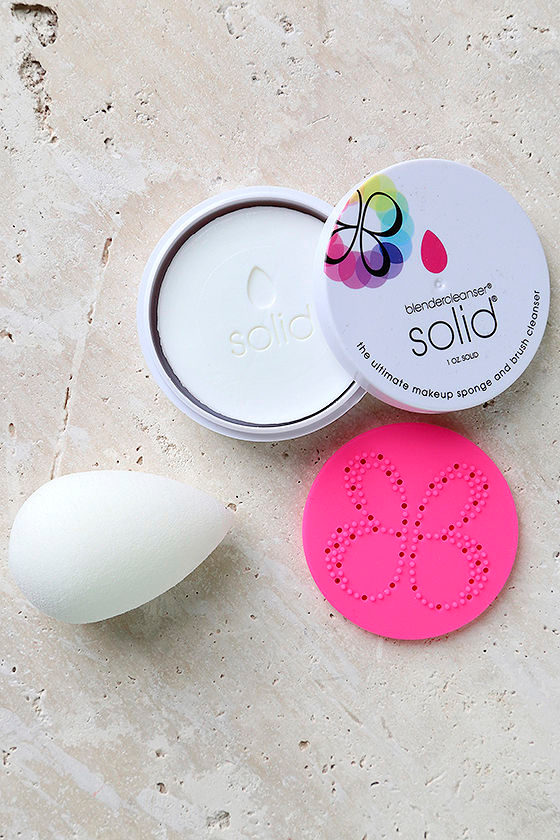 Beautyblender Solid Blendercleanser Sponge Cleanser 16.00