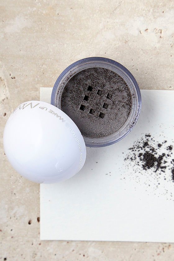 Modern Minerals Smokey Quartz Charcoal Shimmer Eye Shadow 1