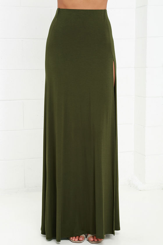 【MOISESNIETO】 GREEN FUR slit SKIRT Trendyol maxi skirt with ruffle slit in lime green | ASOS