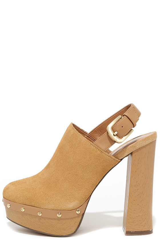 tan clogs womens