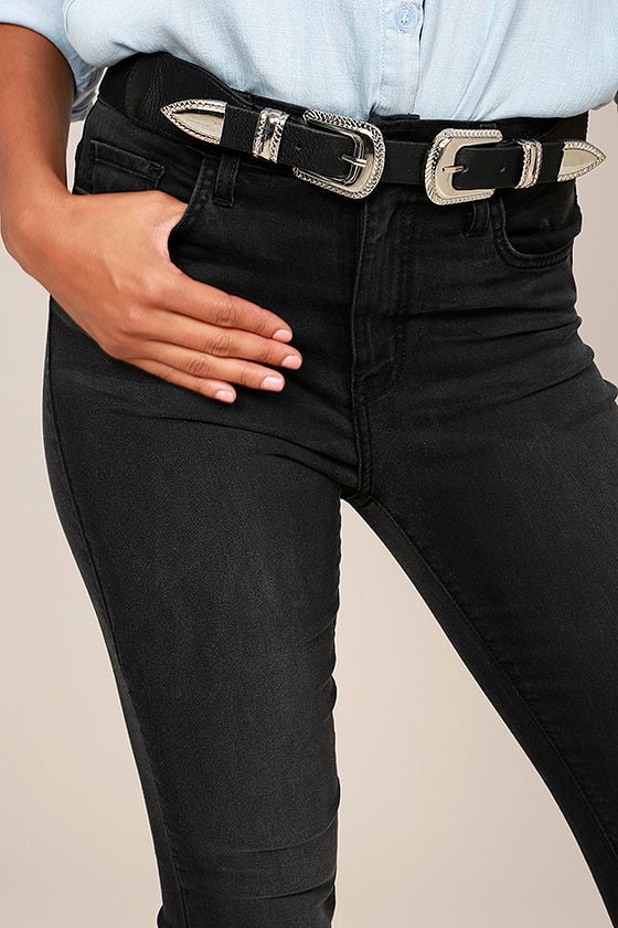 washed black skinny jeans