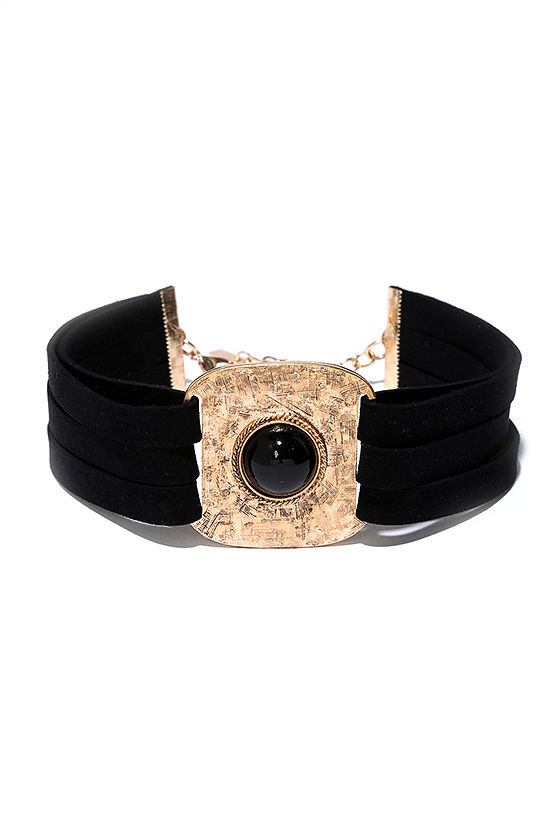 All Eyes on You Gold and Black Choker Necklace