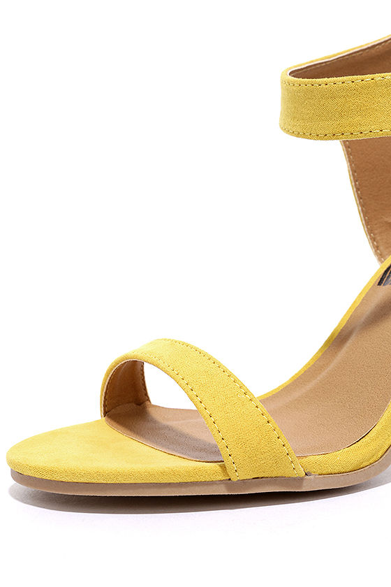 kohls yellow heels