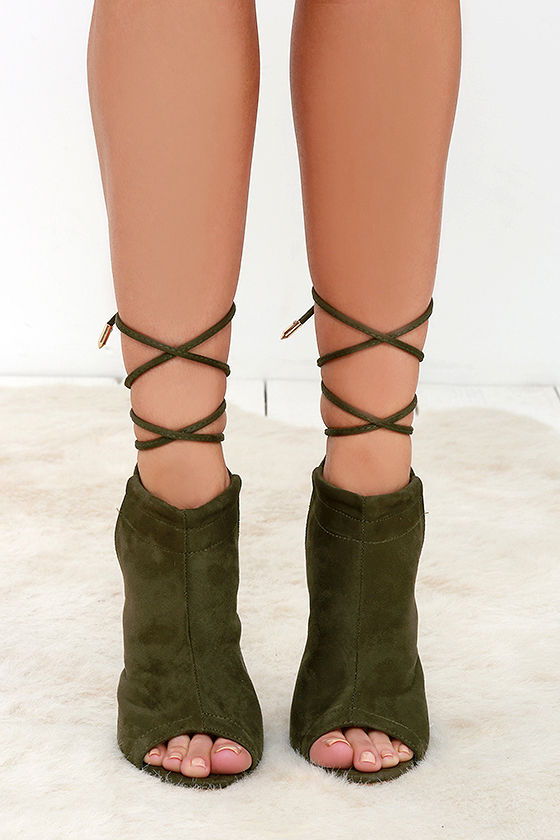 olive green heels with straps