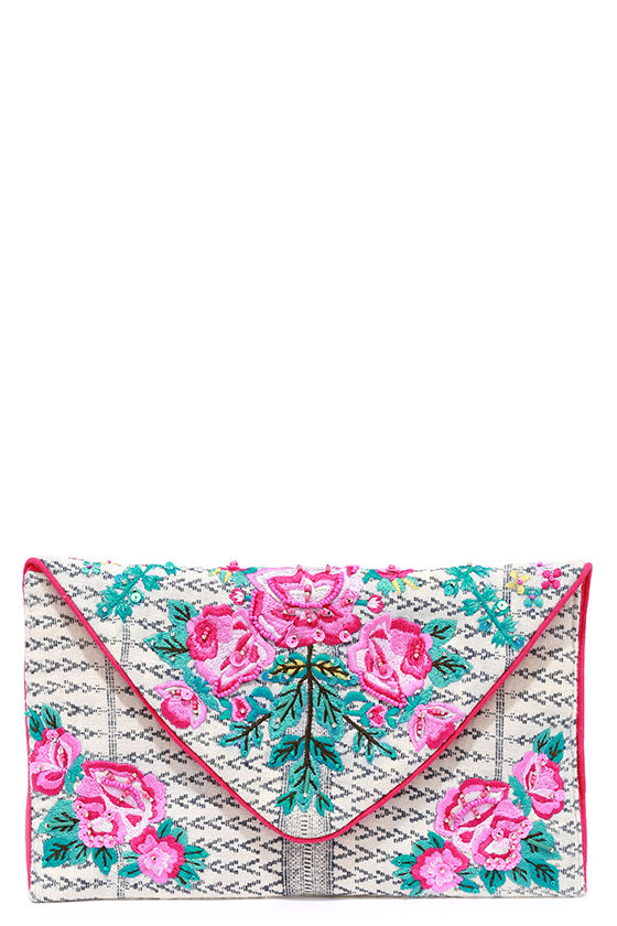 Bouquet Cupid Fuchsia Embroidered Floral Clutch