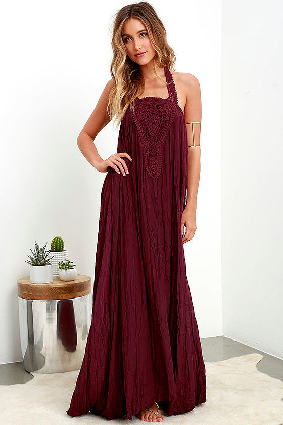 Nefertiti | Lace-Up Maxi Dress - Burgundy