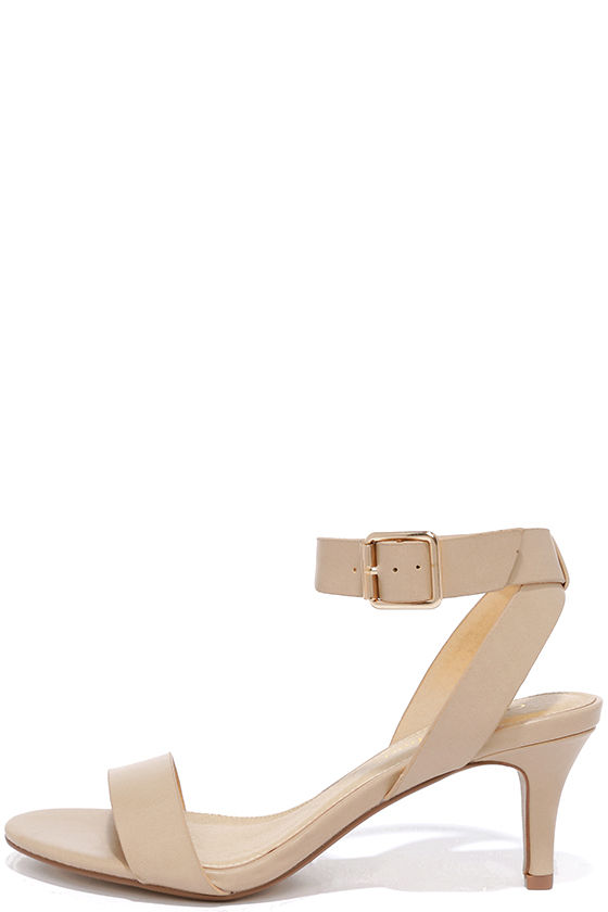 Rendezvous Point Beige Kitten Heels 2