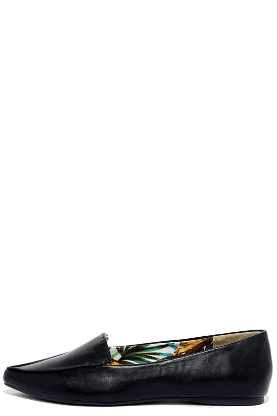 pointed loafer flats