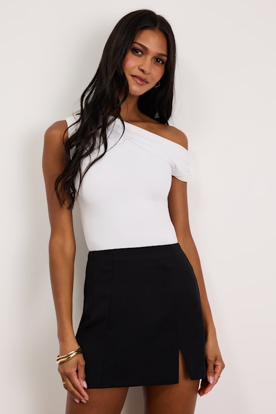 Greeting the Season Black High-Waisted Mini Skirt 1
