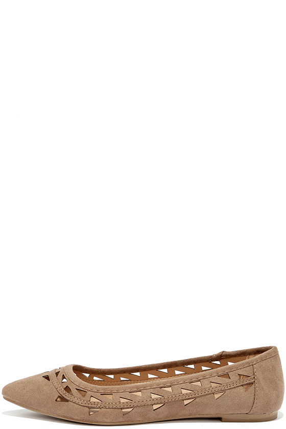 taupe pointed flats