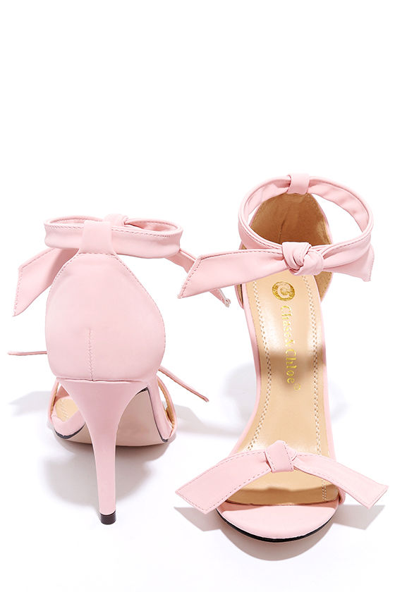 pink heels with bow