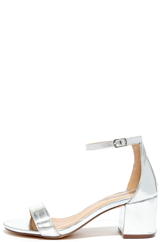 silver heeled sandals size 4