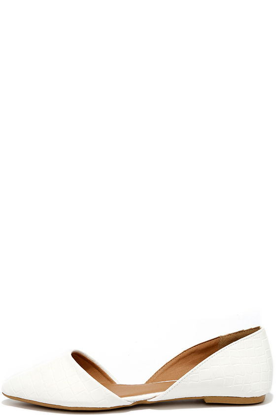 pointed flats white