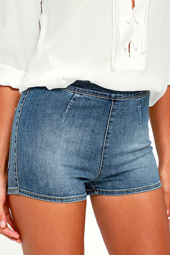 Amuse Society Vice Shorts - Medium Wash Denim - High-Waisted