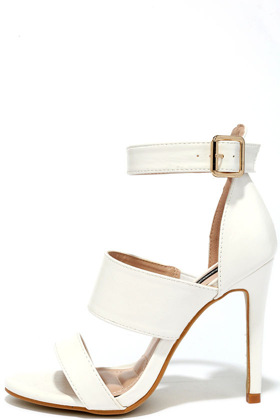 womens dress sandals white
