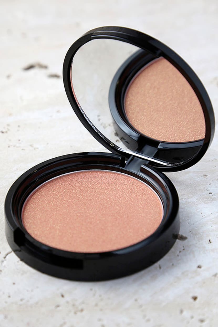 NYX Illuminator Narcissistic Powder - Illuminator - Champagne Blush - $9.00  - Lulus