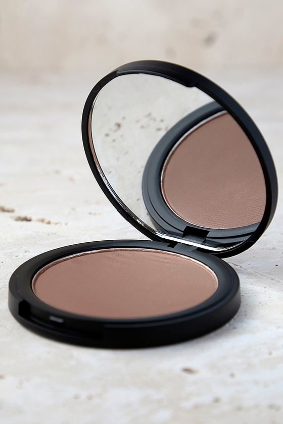 Sigma Aura Powder In the Saddle Matte Bronzing Blush 1